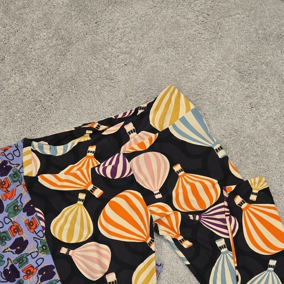 LuLaRoe Leggings - Picture 4 of 4